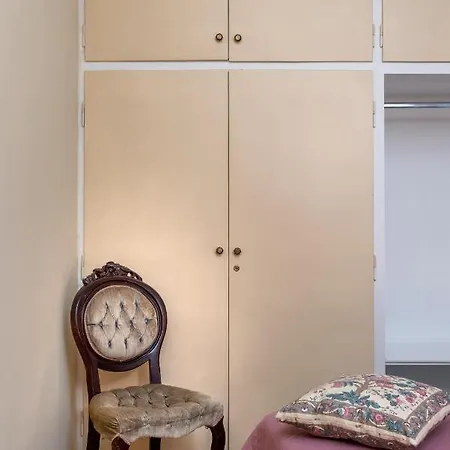 Villa127 * Atina